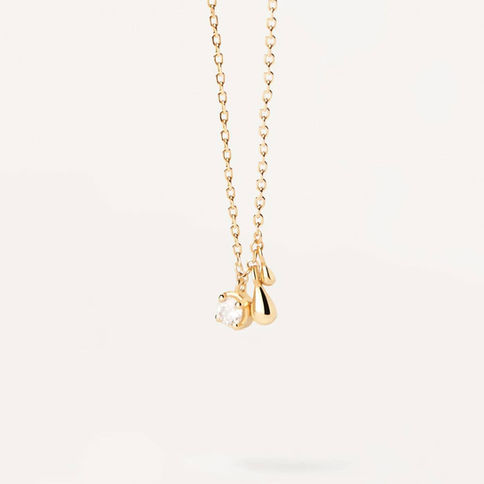Delicate gold necklace with diamonds