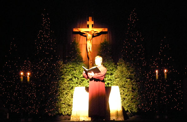 Christmas Eve Mass Lighting