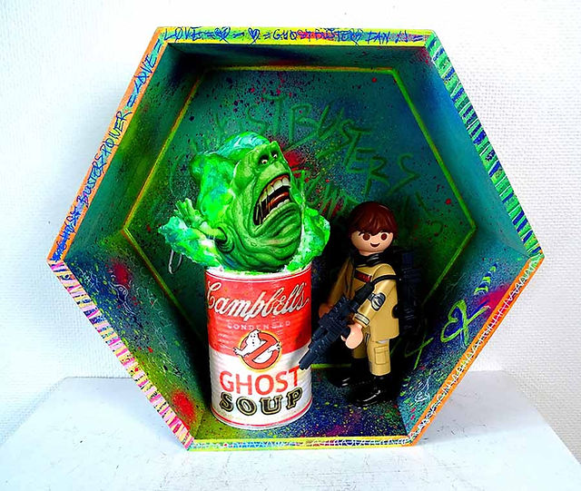 Sculpture campbell soup ghosbusters