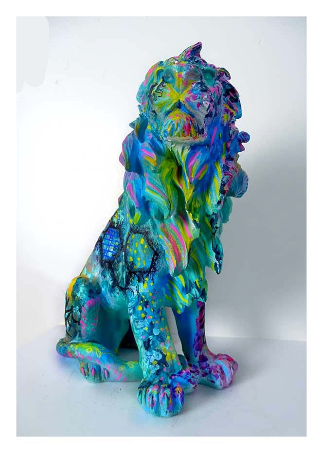 sculpture lion pop art