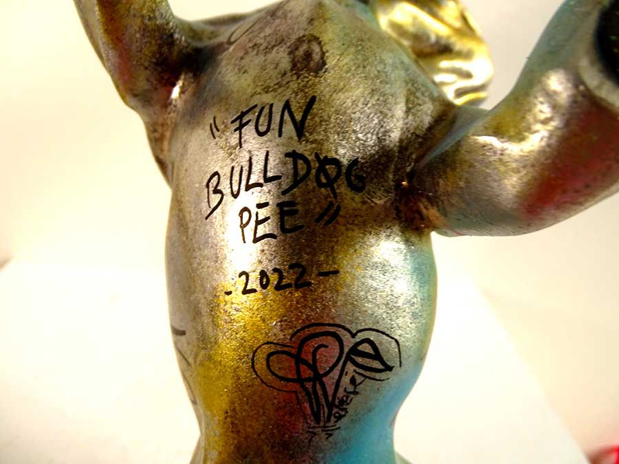 Thumbnail: sculpture bouledogue pop