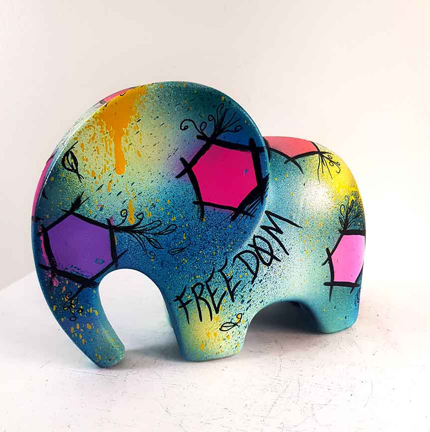 sculpture pop art elephant
