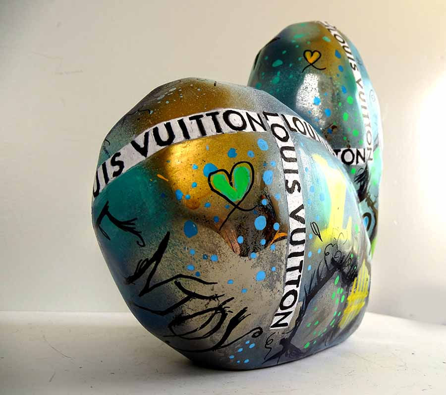 Thumbnail: Sculpture coeur Louis Vuitton "Lovuitton #3"