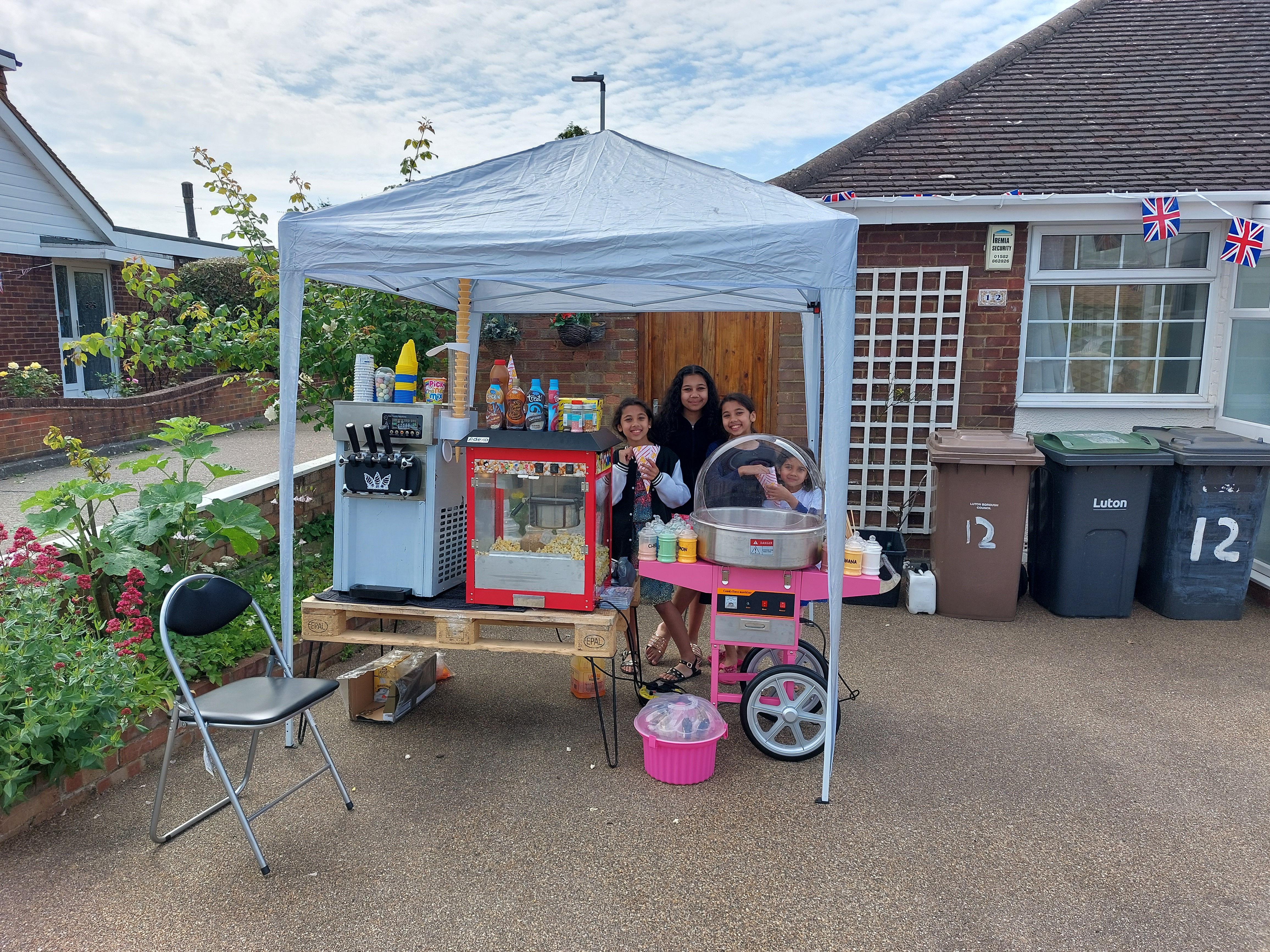 Big Man Combo #2 - Ice Cream, Candyfloss and Popcorn Machines