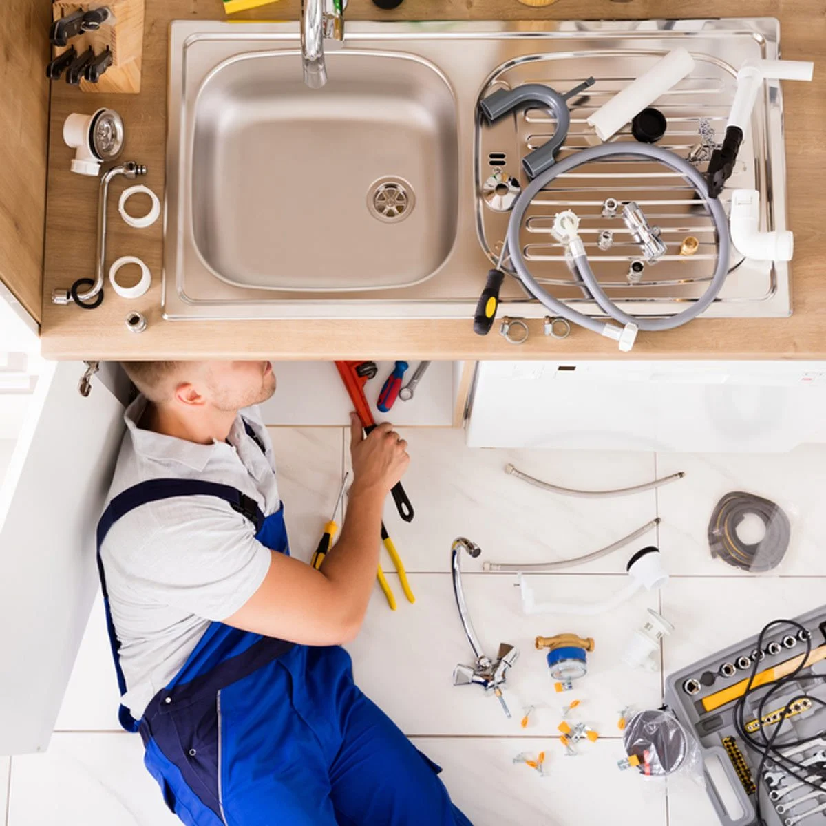 shutterstock_555972427-plumbing.webp