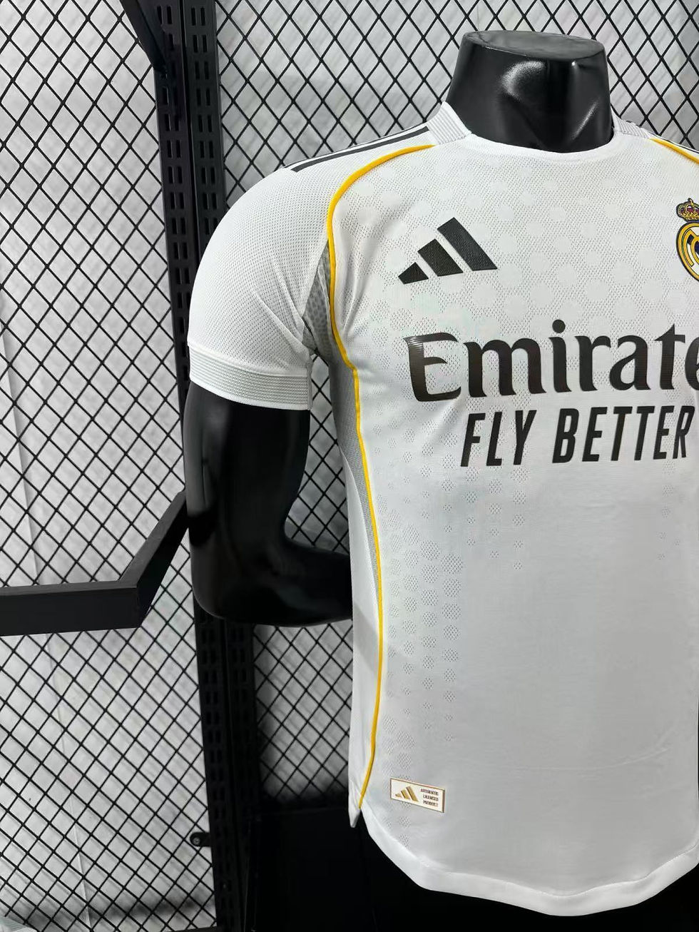 Miniatura: Camisa Modelo Jogador Real Madrid Home 2025/26
