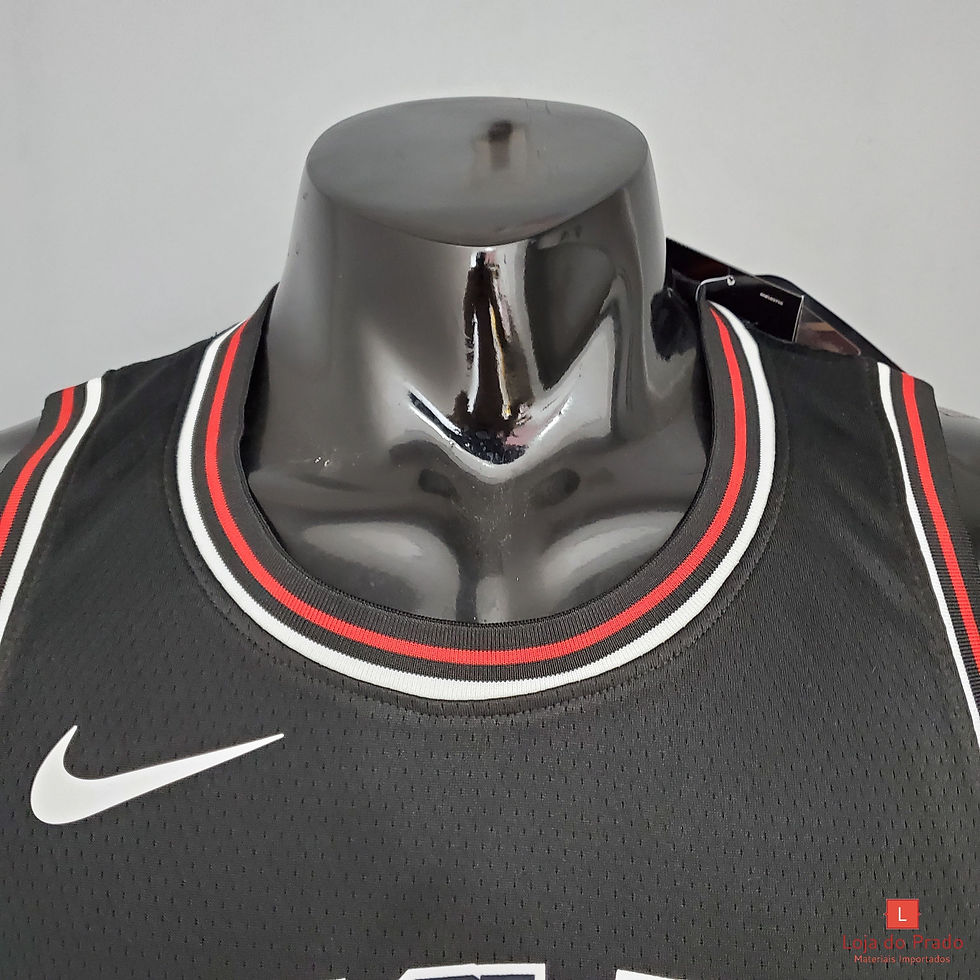 Miniatura: Camisa Basquete Modelo Jogador Chicago Bulls Lonzo Ball 2