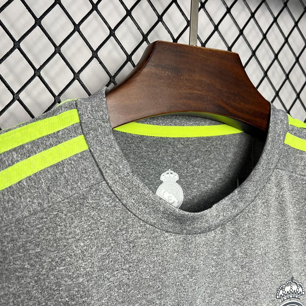 Miniatura: Camisa Retro Real Madrid 2015