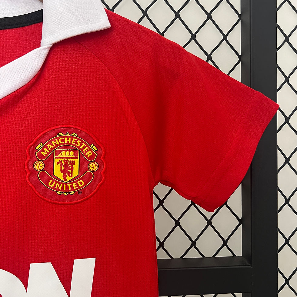 Miniatura: Conjunto Futebol Infantil Manchester United 2010