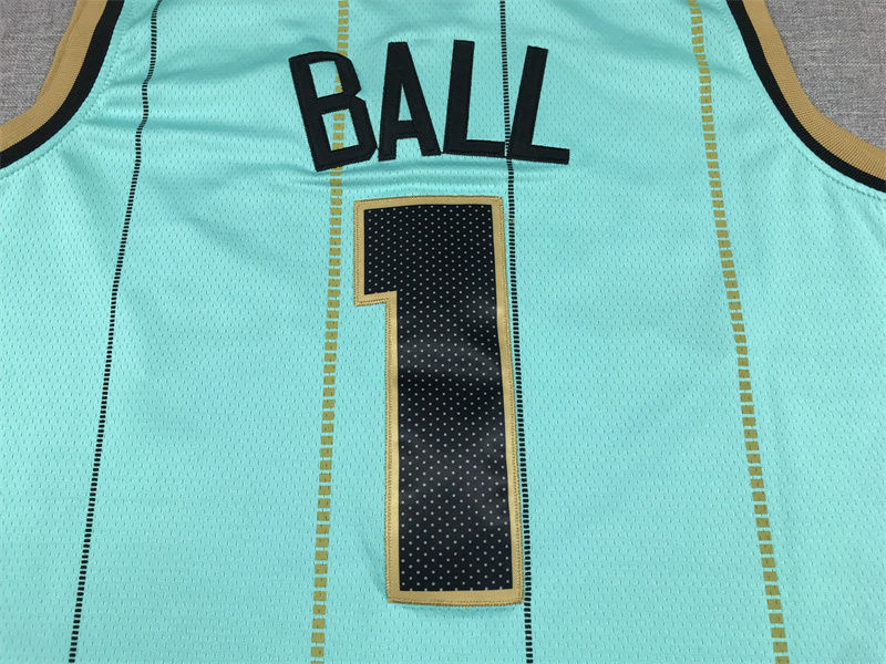 Miniatura: Camisa Basquete Modelo Bordado Charlotte Hornets LaMelo Ball 1