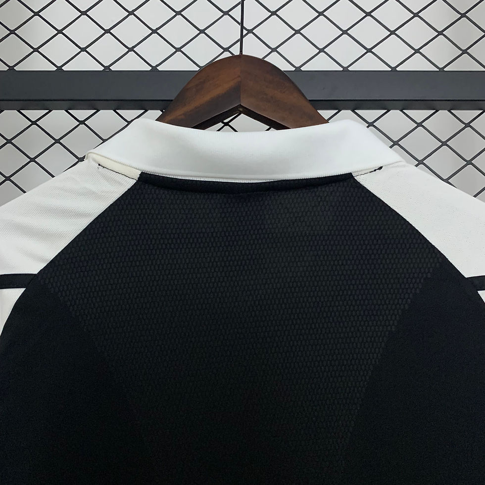 Miniatura: Camisa Retro Real Madrid 2001