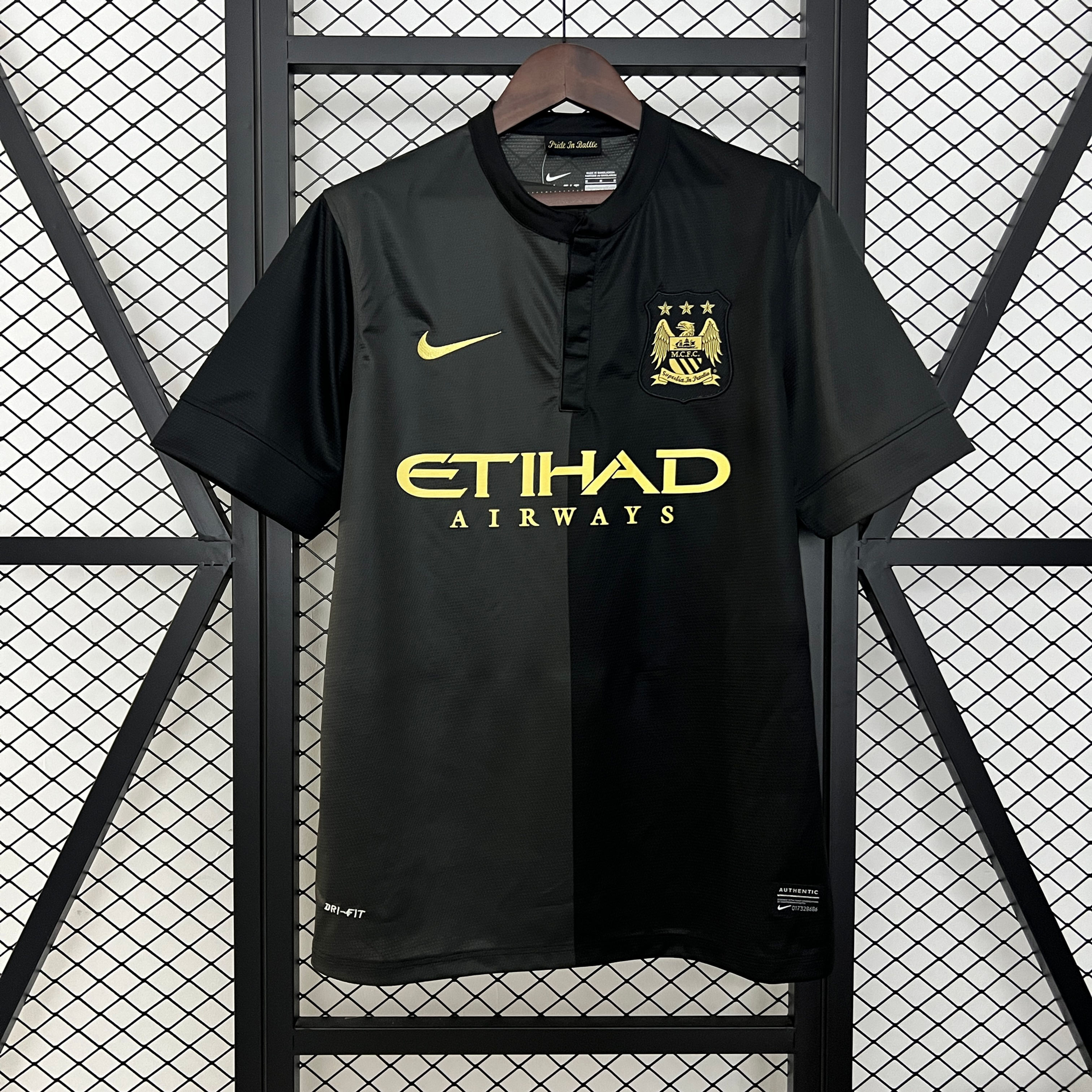 Camisa Retro Manchester City 2013