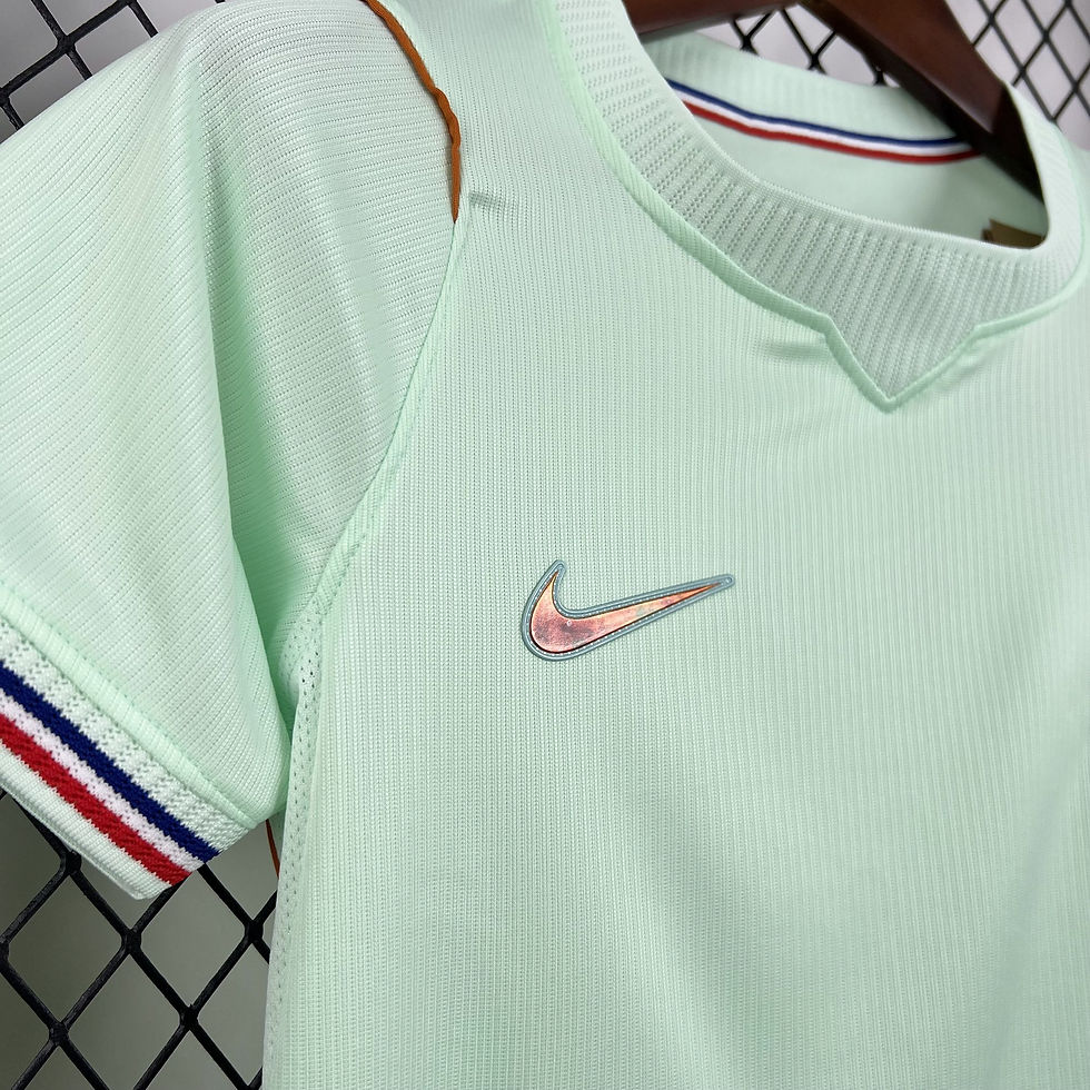 Miniatura: Camisa Modelo Torcedor Feminino França Away 2026/27