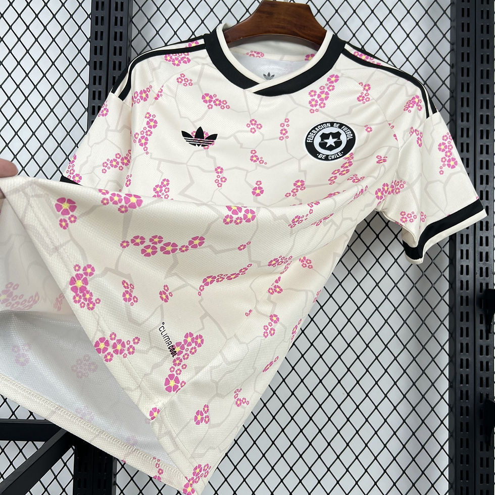 Miniatura: Camisa Modelo Torcedor Chile Away 2026/27