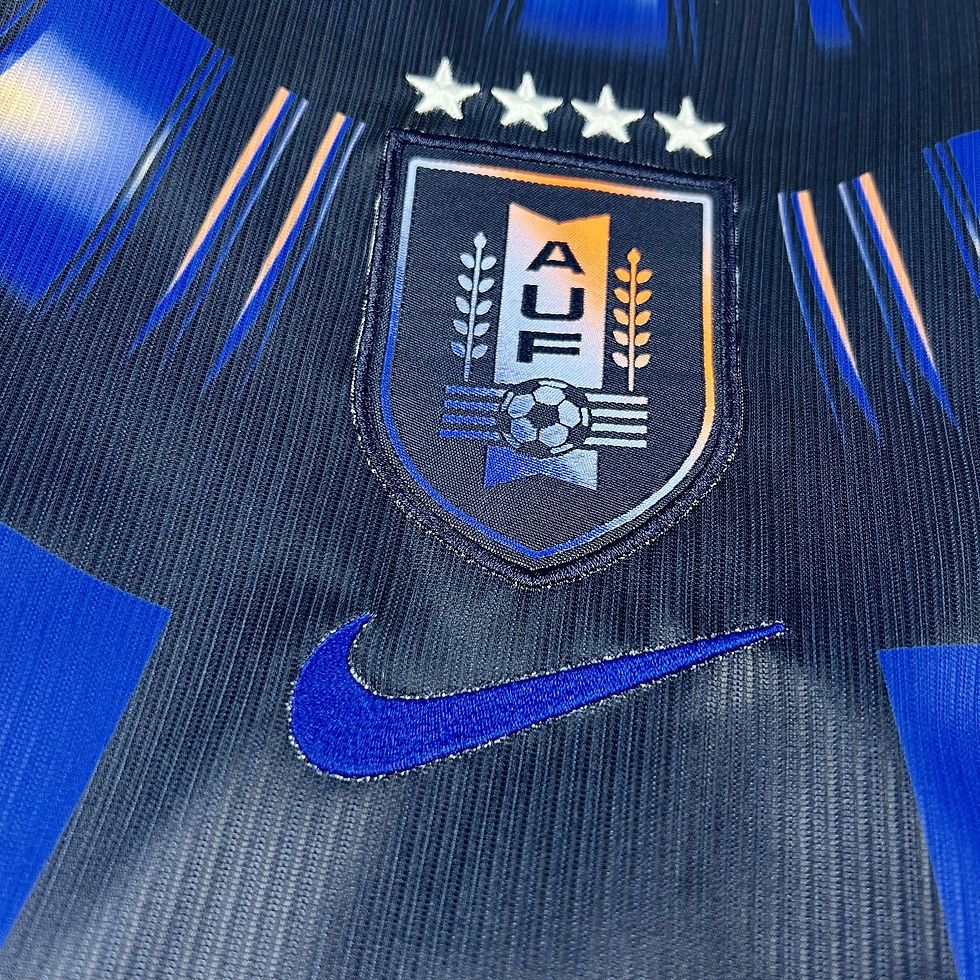 Miniatura: Camisa Modelo Torcedor Uruguai Away 2026/27