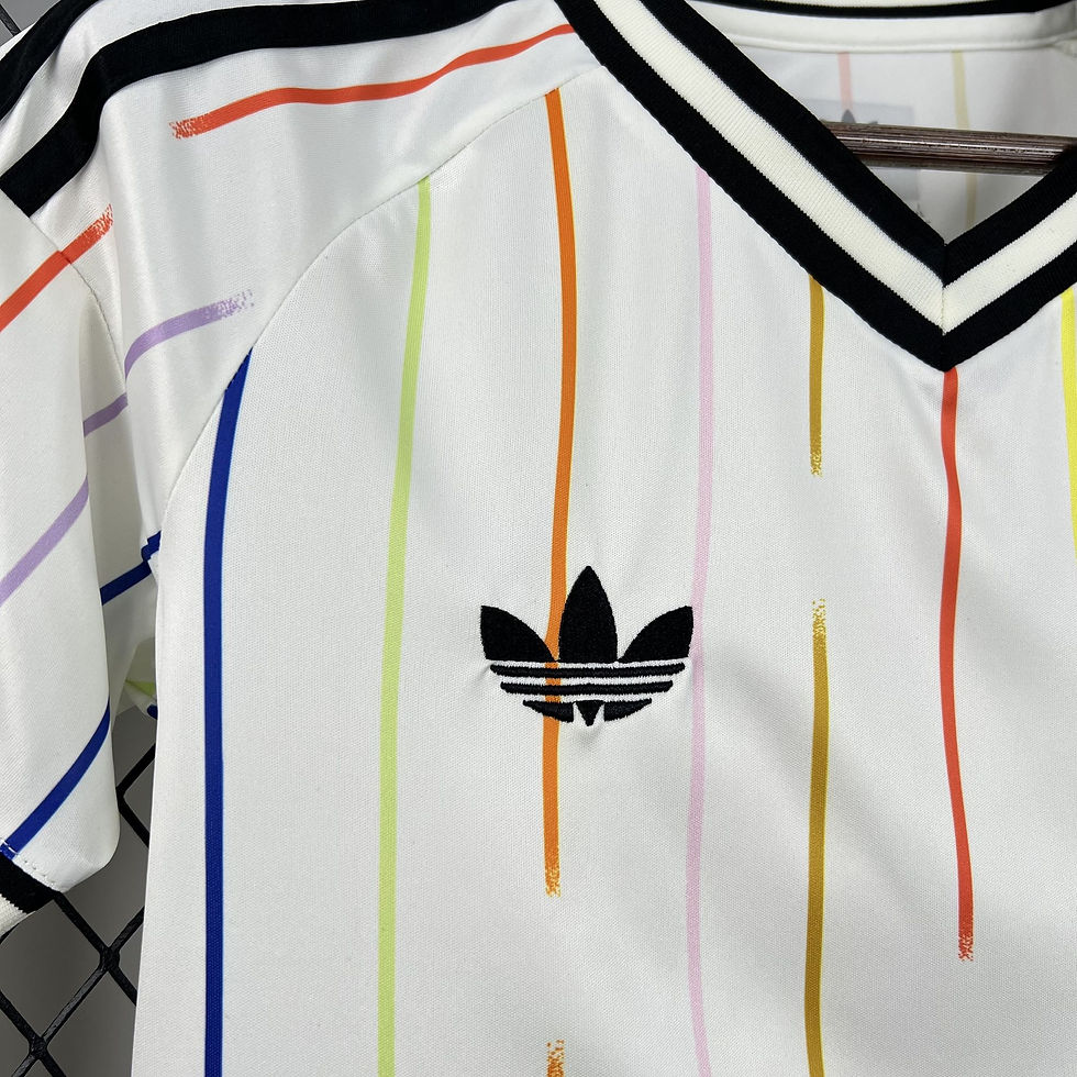 Miniatura: Camisa Modelo Torcedor Feminino Japão Away 2026/27