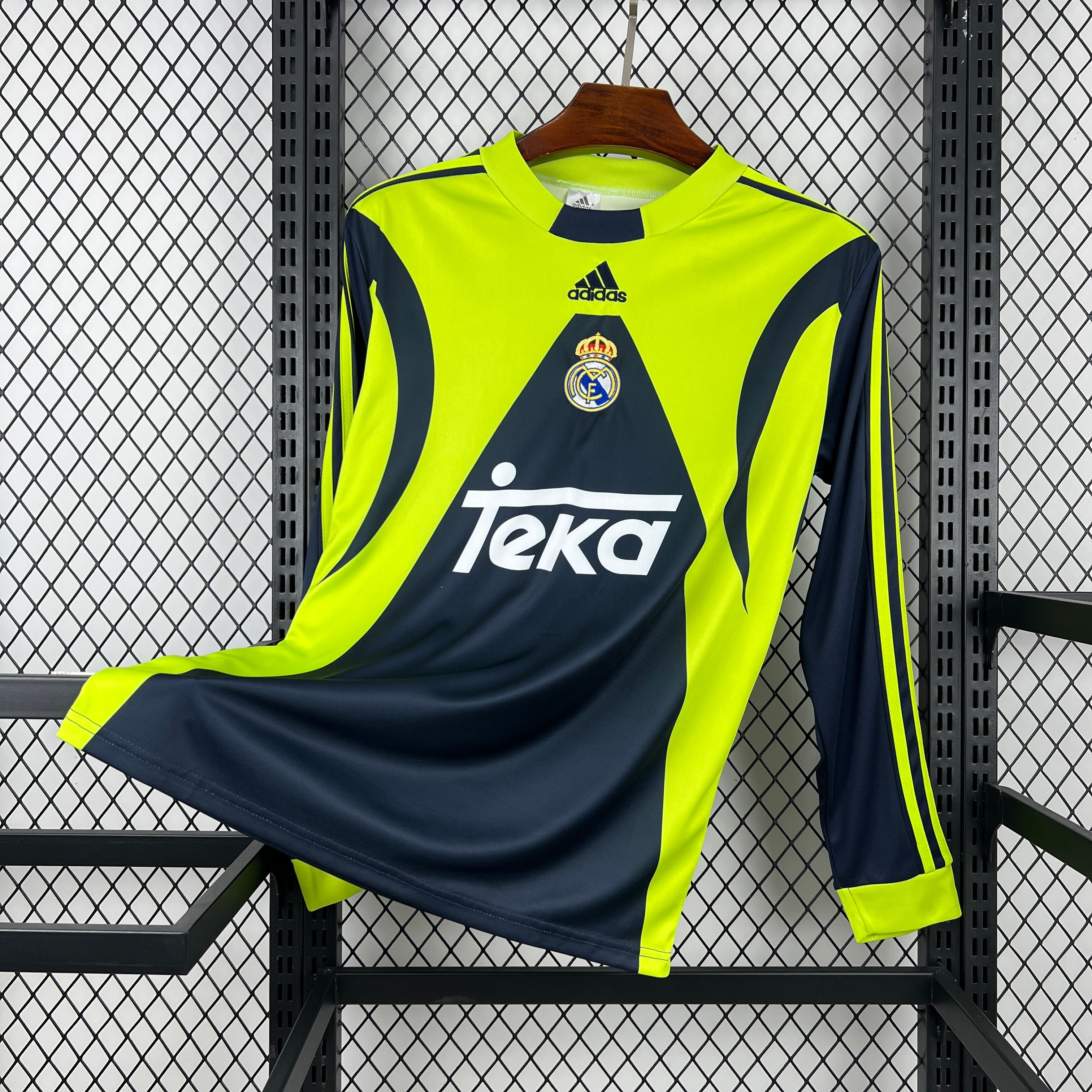 Camisa Retro Real Madrid 1999 Manga Comprida