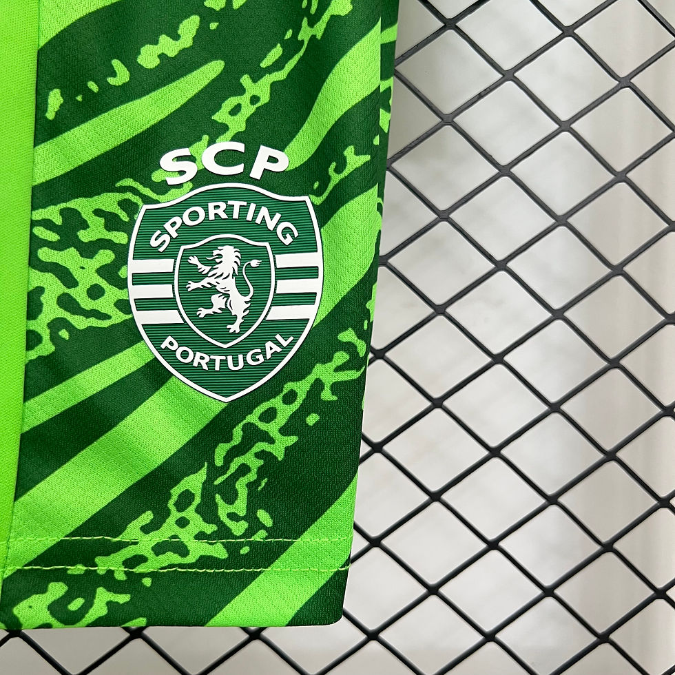 Miniatura: Conjunto Futebol Infantil Sporting Lisboa Goleiro Verde 2025/26