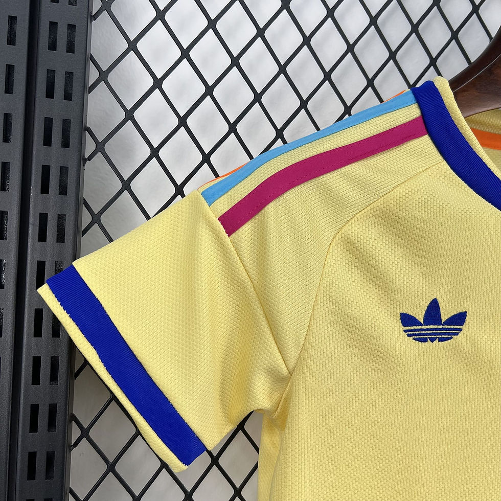 Miniatura: Conjunto Futebol Infantil Curaçao Away 2026/27