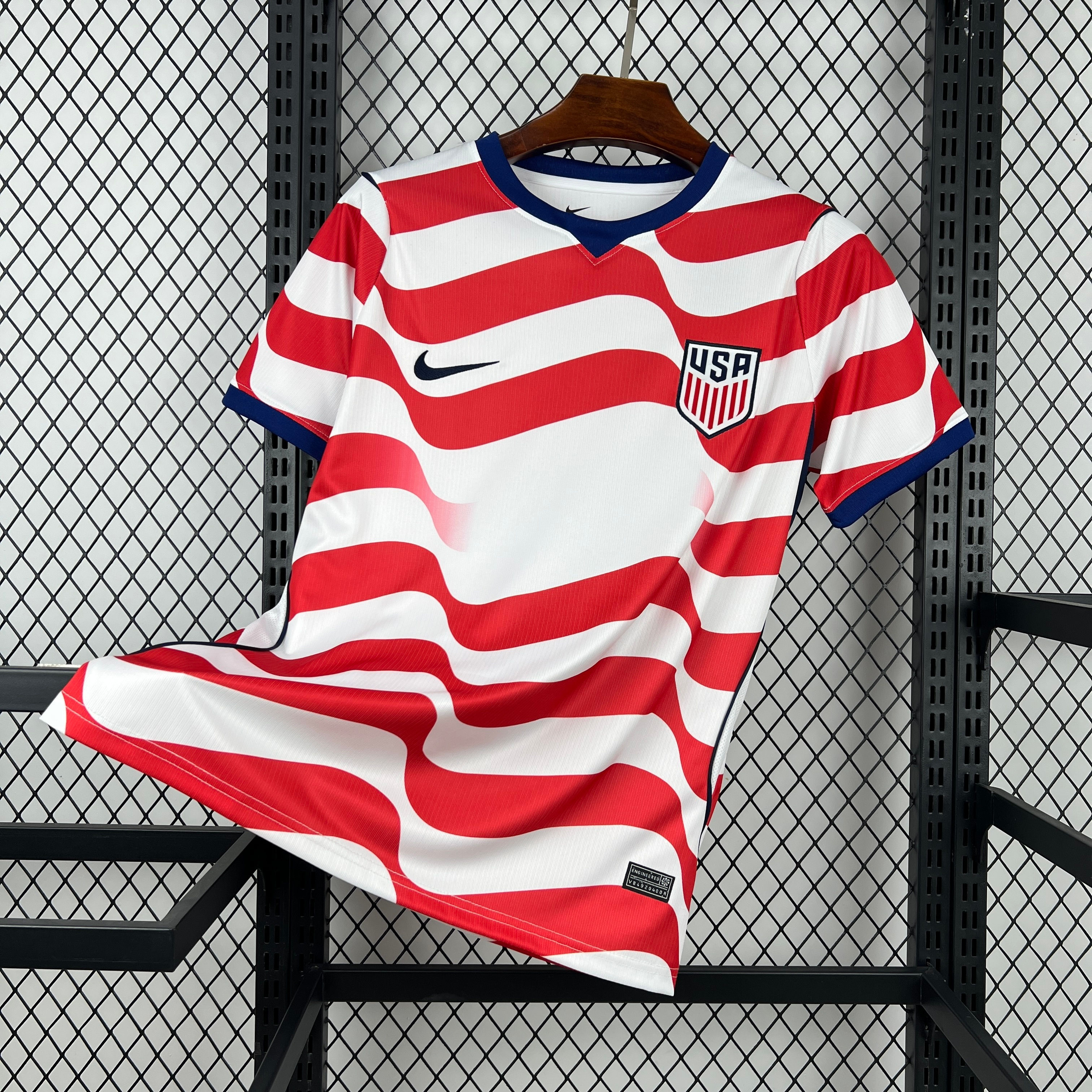 Camisa Modelo Torcedor USA Home 2026/27