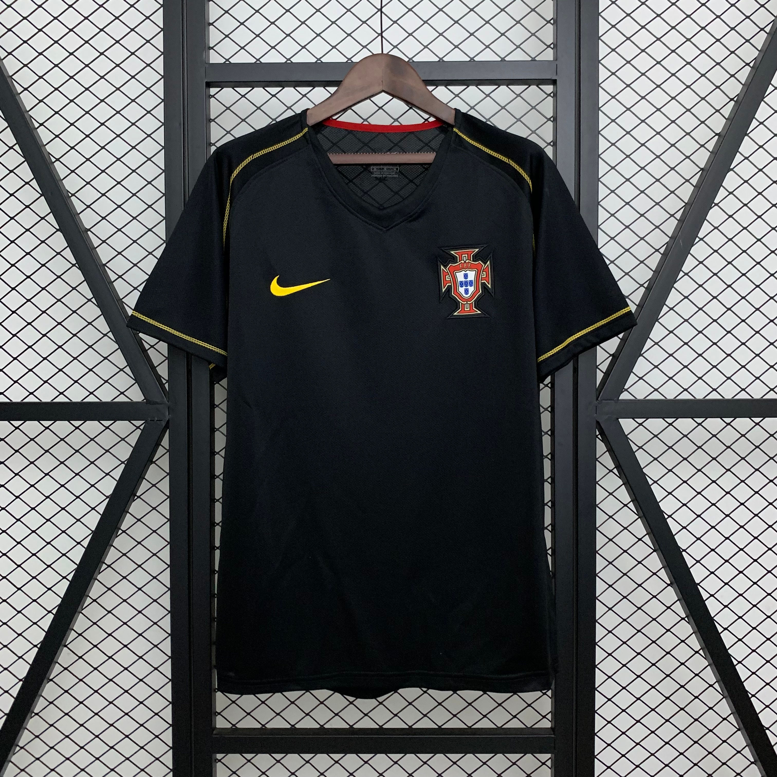 Camisa Retro Portugal 2006