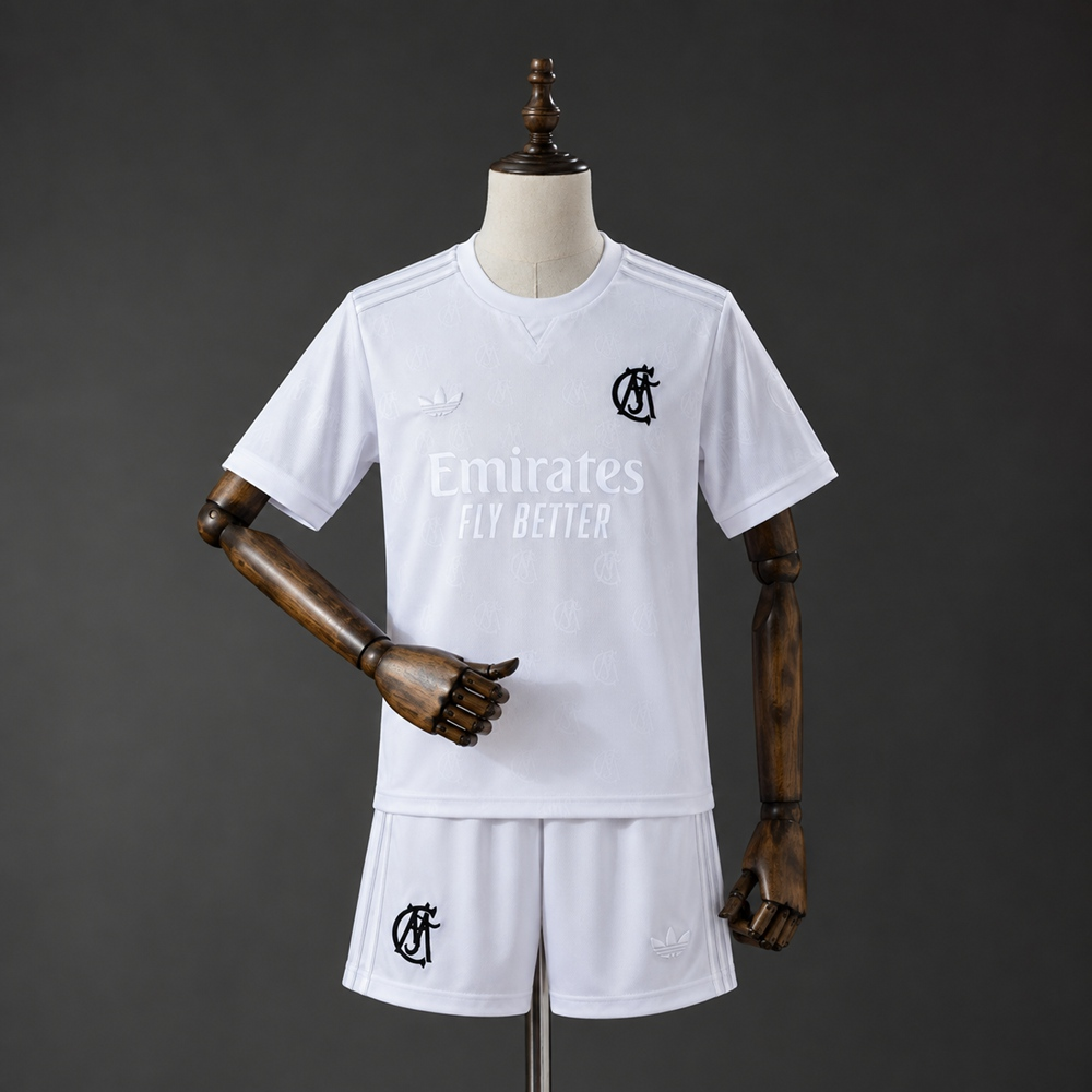 Conjunto Futebol Infantil Real Madrid 125 anos 2026/27