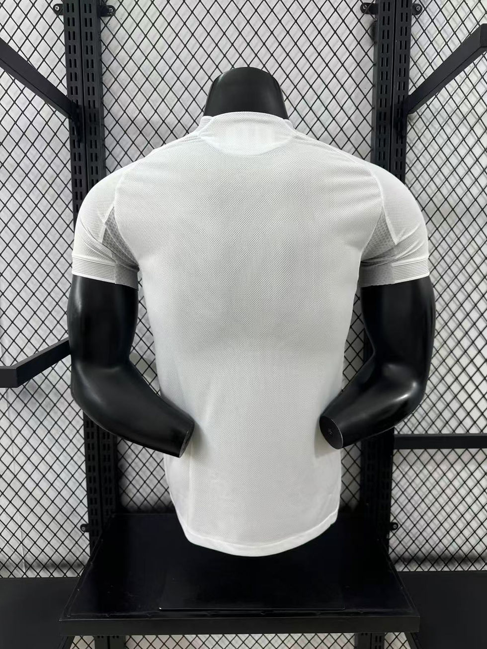 Miniatura: Camisa Modelo Jogador Real Madrid Home 2025/26