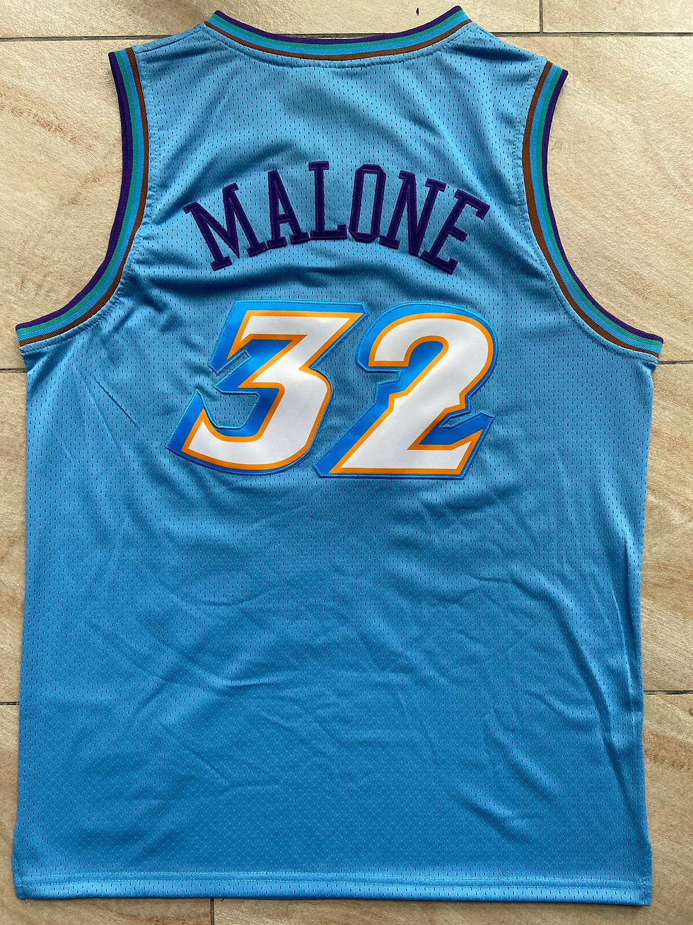 Miniatura: Camisa Basquete Modelo Bordado Utah Jazz Karl Malone 32