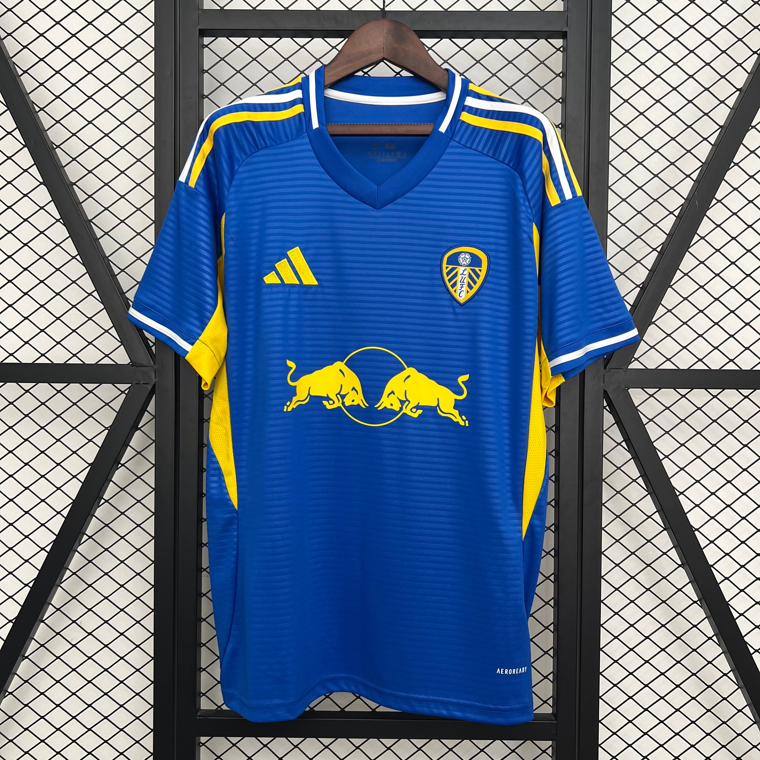 Camisa Modelo Torcedor Leeds United Away 2025/26