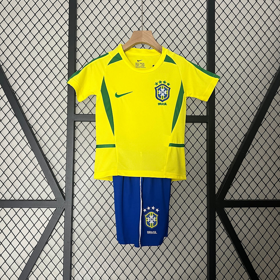 Conjunto Futebol Infantil Brasil 2002