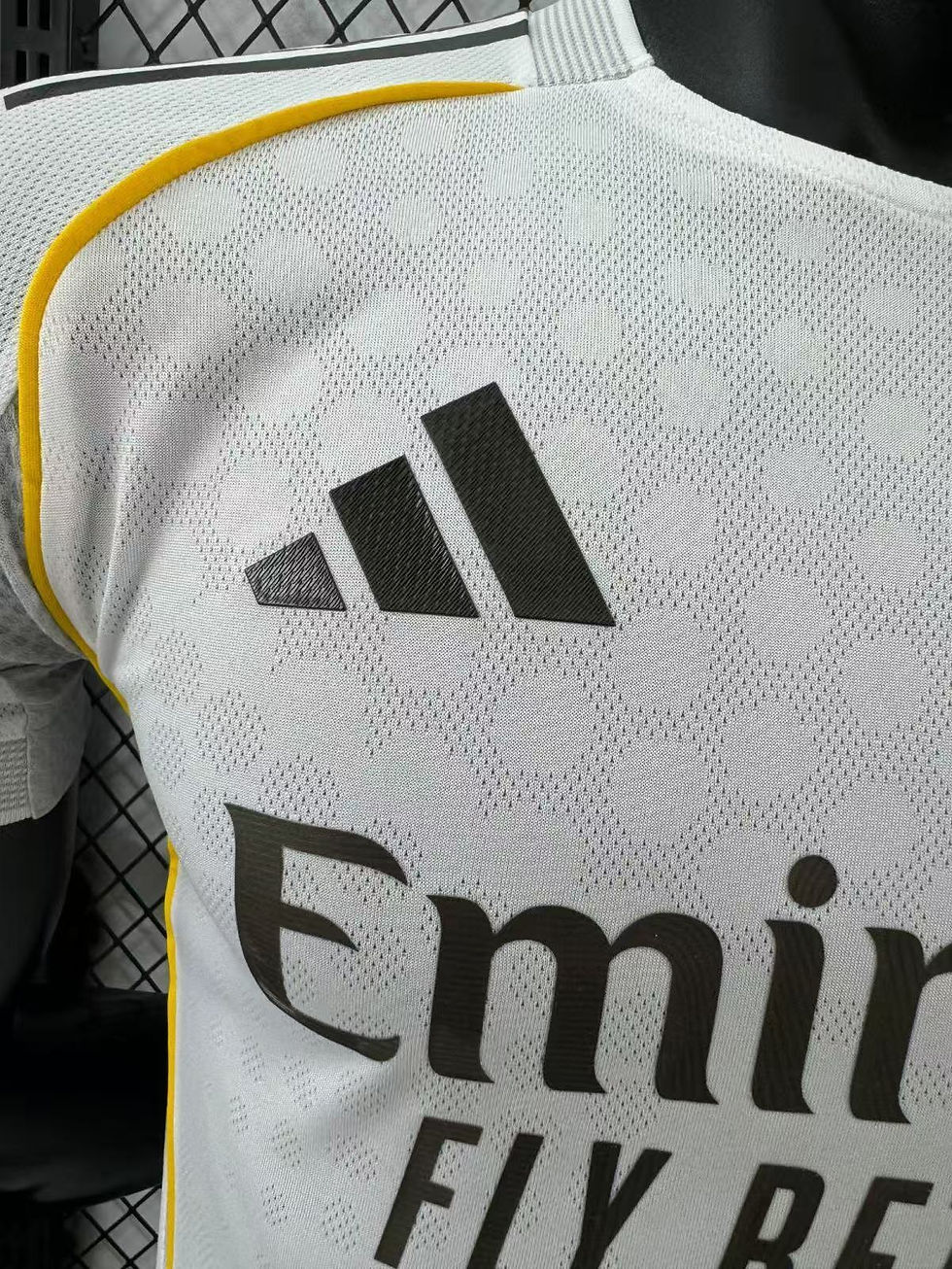 Miniatura: Camisa Modelo Jogador Real Madrid Home 2025/26