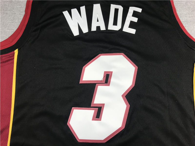 Miniatura: Camisa Basquete Modelo Bordado Miami Heat Dwyane Wade 3