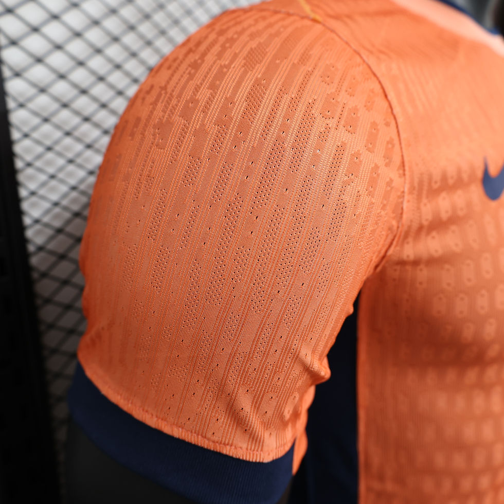 Miniatura: Camisa Modelo Jogador Barcelona Edição Limitada Laranja 2025/26