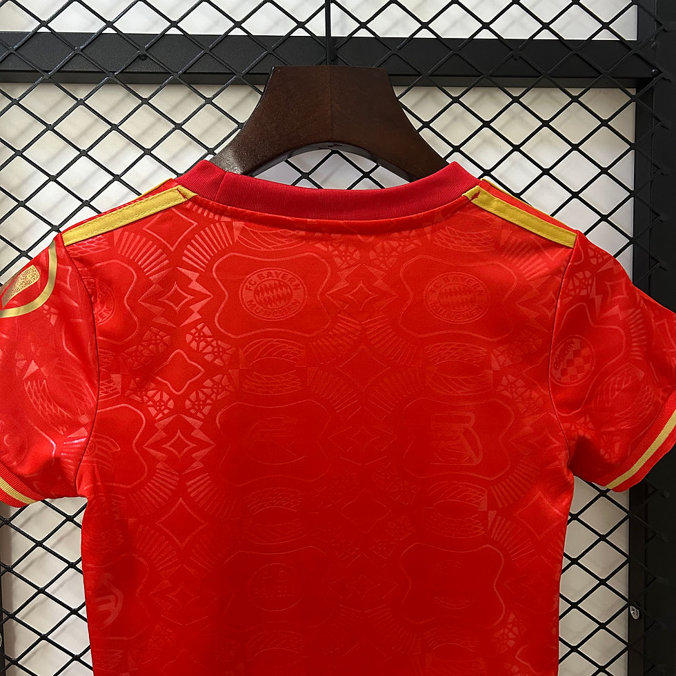 Miniatura: Conjunto Futebol Infantil Bayern de Munique 125 anos 2025/26