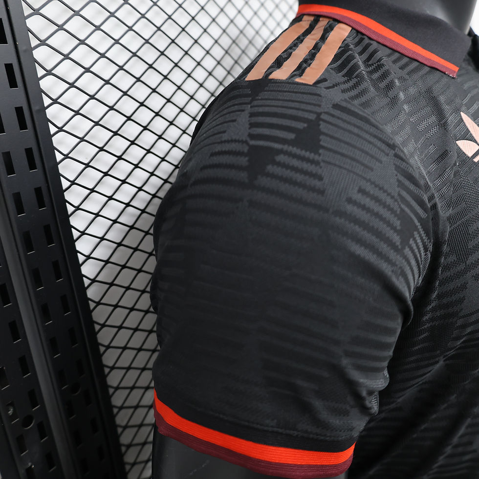 Miniatura: Camisa Modelo Jogador Bayern de Munique Edição Limitada Preto 2025/26