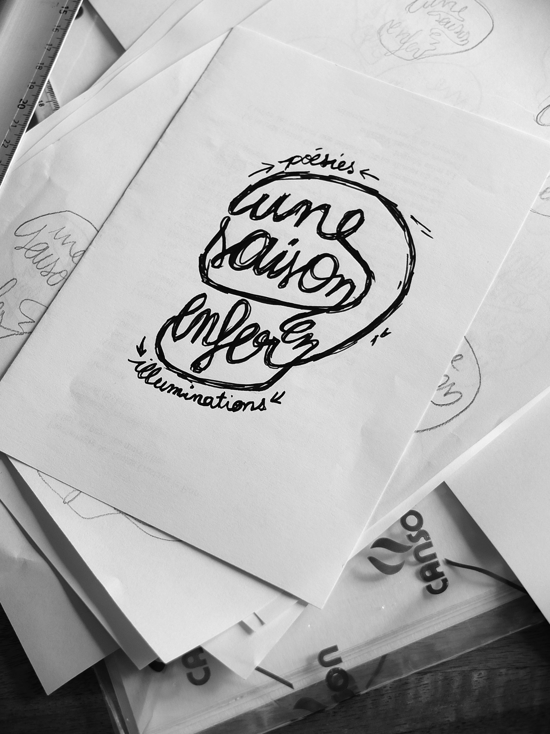 CRAYONNÉ TYPOGRAPHIQUE