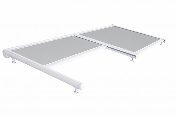 Nous offrons la gamme complète des systèmes d'ombrage de terrasse : auvents rétractables mécaniques (à manivelle) ou électriques (avec télécommande), auvents et ombrages de terrasse.