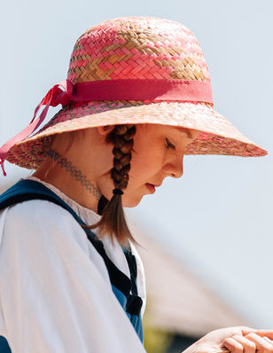 Jodlerfest Umzug - Mädchen in Tracht