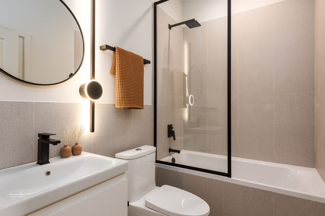 The Grove Townhome Ensuite Bathroom