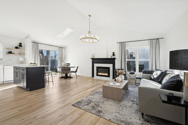 30W161 Mack Road | Living Space