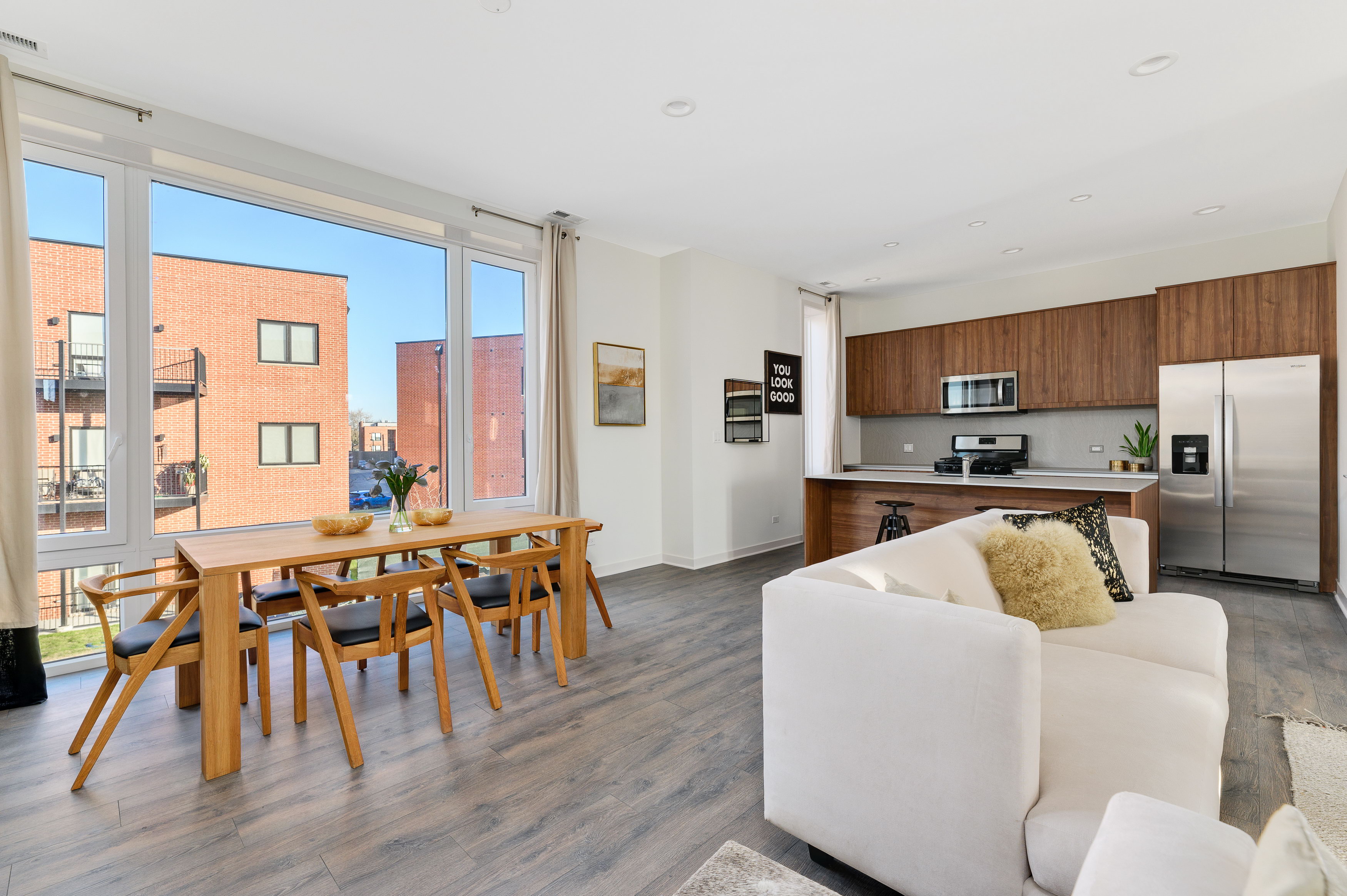 Luxury Rentals of Chicago Galewood Flats