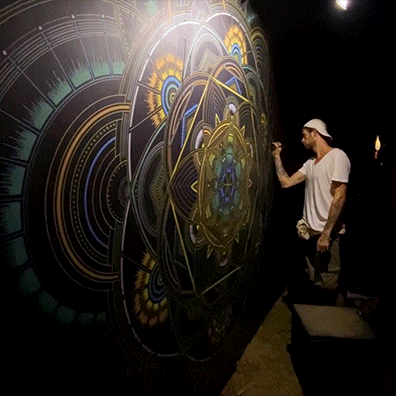lunastage-mural.gif