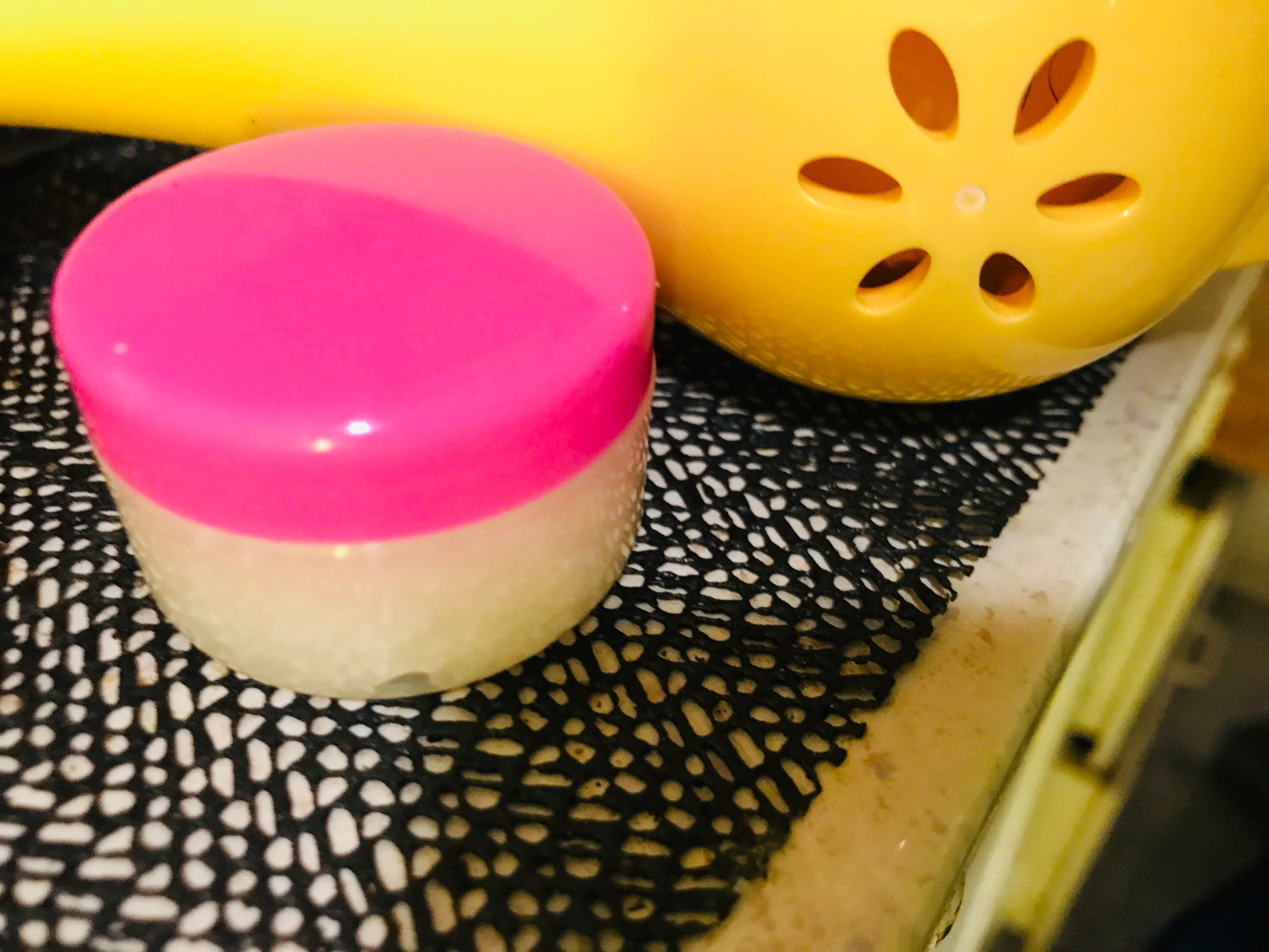 LEMON LIP SCRUB