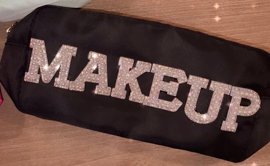 Thumbnail: Classic Customized Pouch