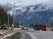 Rollover accident at Fred Meyer intersection results in minor injuries