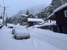 Juneau sets another snowfall record with 7.3" inches Tuesday; government, schools open Wednesday