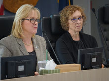 Alaskans to vote on ballot measure that would overhaul state election system