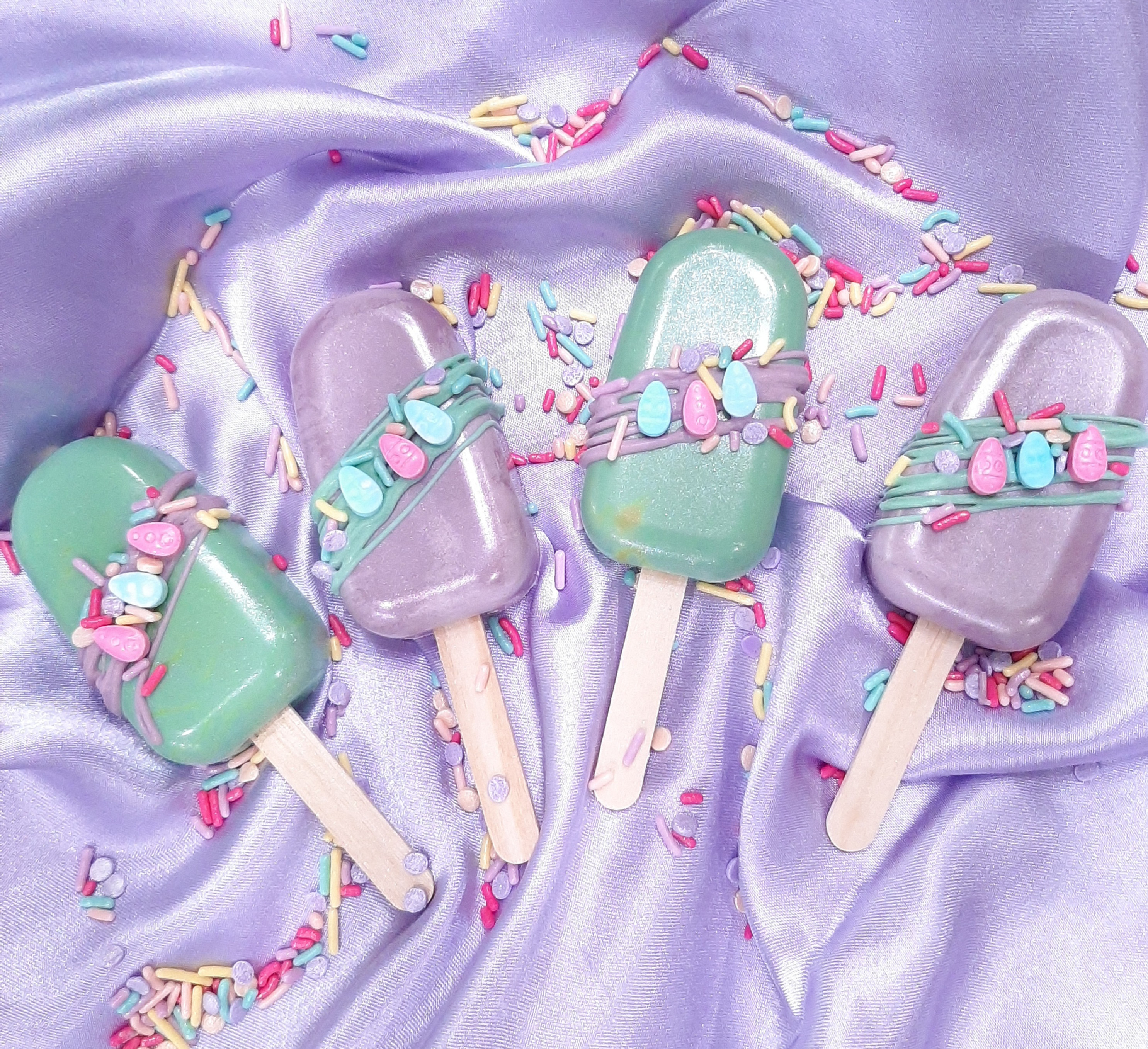Cakesicles