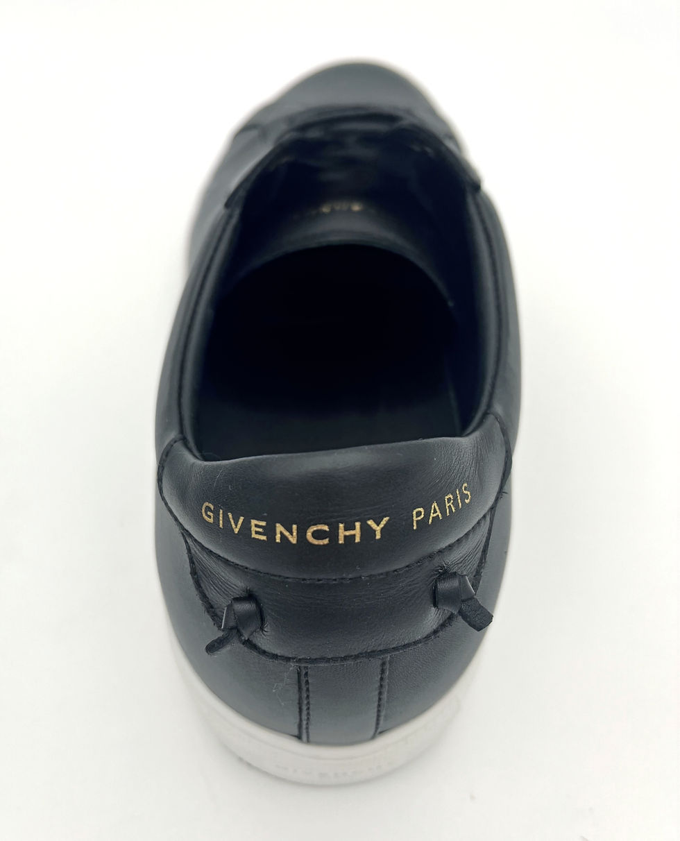 Thumbnail: Givenchy Black Leather Urban Knot Lace-Up