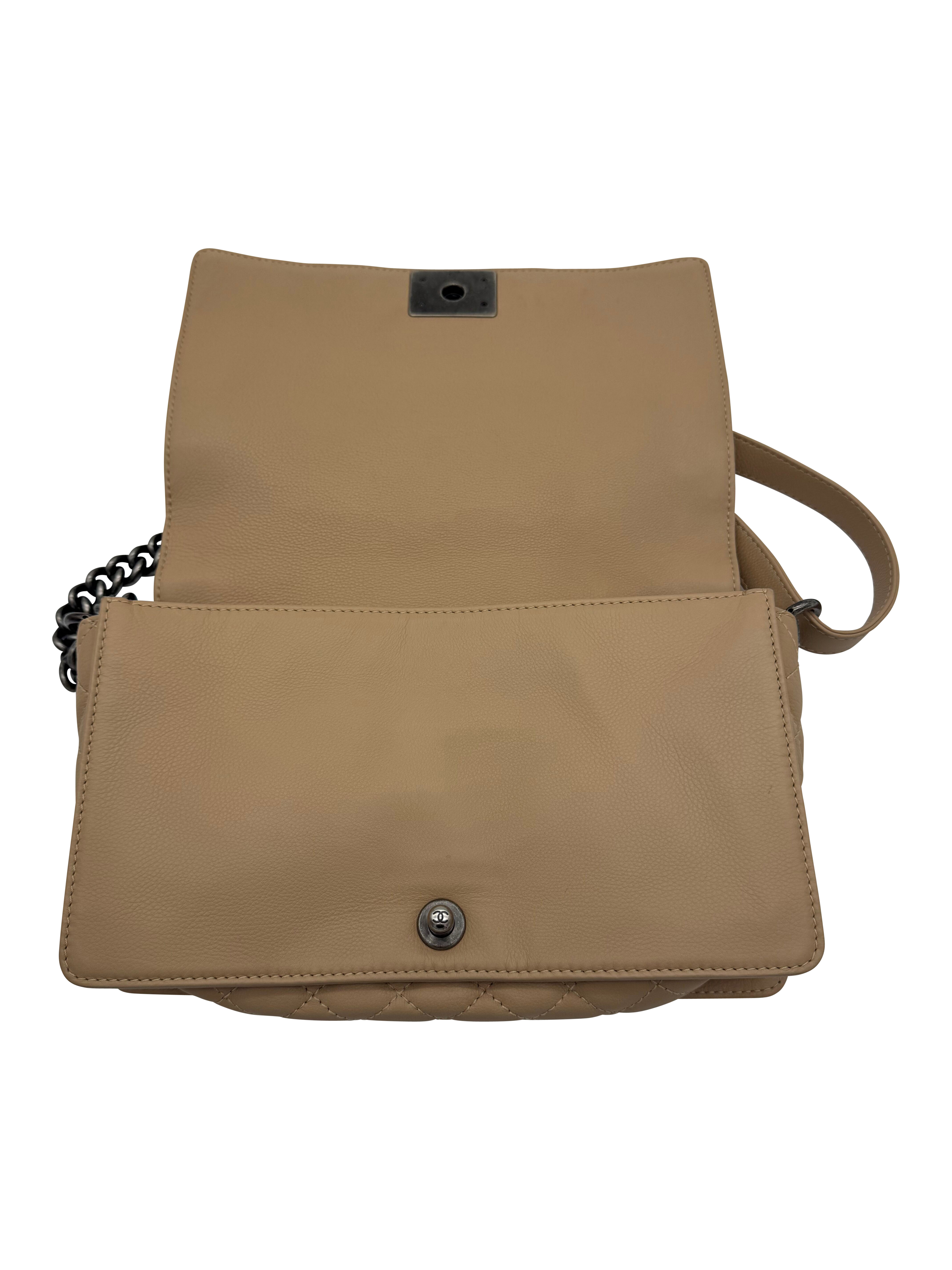 Chanel Medium Le Boy Reversible Flap Bag Beige image 2